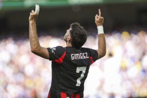 Santiago Gimenez dari AC Milan merayakan gol dalam laga persahabatan pramusim antara Leeds United dan AC Milan di Stadion Aviva, Dublin, Irlandia, Sabtu, 9 Agustus 2025 (c) Evan Treacy/PA via AP