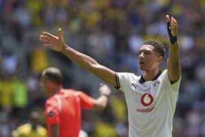 Selebrasi gelandang Borussia Dortmund, Jobe Bellingham usai mencetak gol ke gawang Mamelodi Sundowns di Piala Dunia Antarklub 2025. (c) AP Photo/Carolyn Kaster