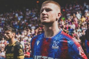 Gelandang Crystal Palace, Adam Wharton (c) Crystal Palace Official