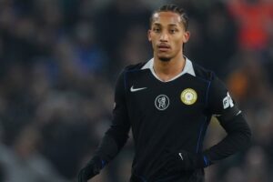 Pemain Chelsea, Joao Pedro, berlari mengambil posisi dalam laga Premier League antara Leeds United dan Chelsea di Elland Road, Leeds, Rabu, 3 Desember 2025 (c) AP Photo/Dave Shopland